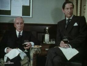 纸牌屋第一季第1-5集 纸牌屋第一季第1-5集