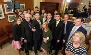 纸牌屋第六季第1-5集 纸牌屋第六季第1-5集